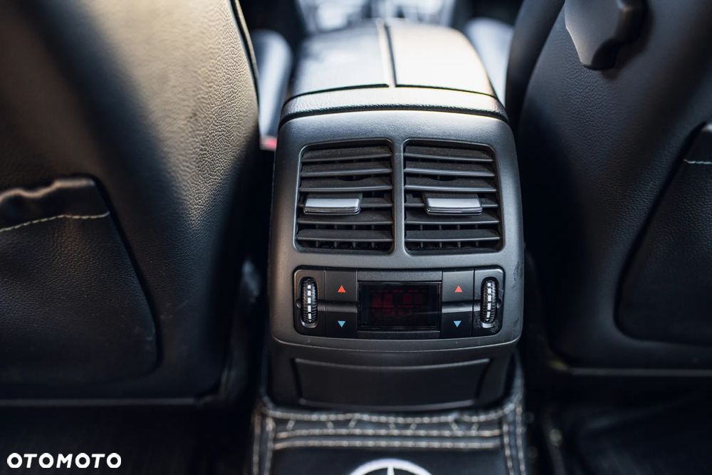 Mercedes-Benz Klasa E 500 Avantgarde - 17