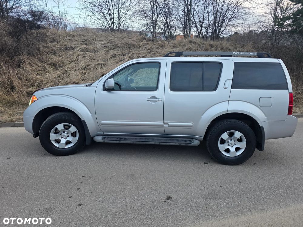 Nissan Pathfinder - 7