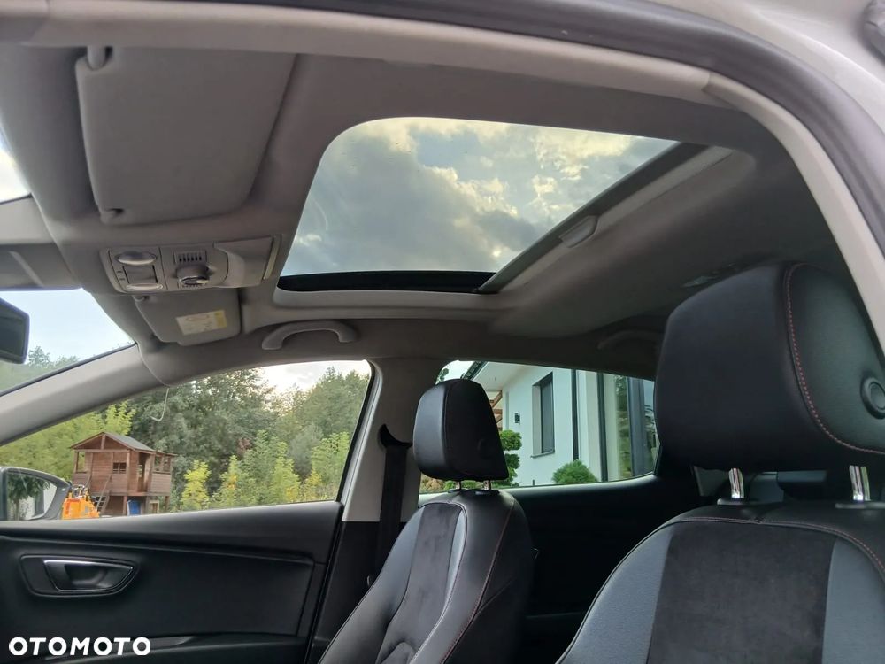 Seat Leon 2.0 TDI DPF DSG FR - 23