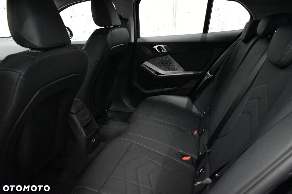 BMW Seria 1 - 21