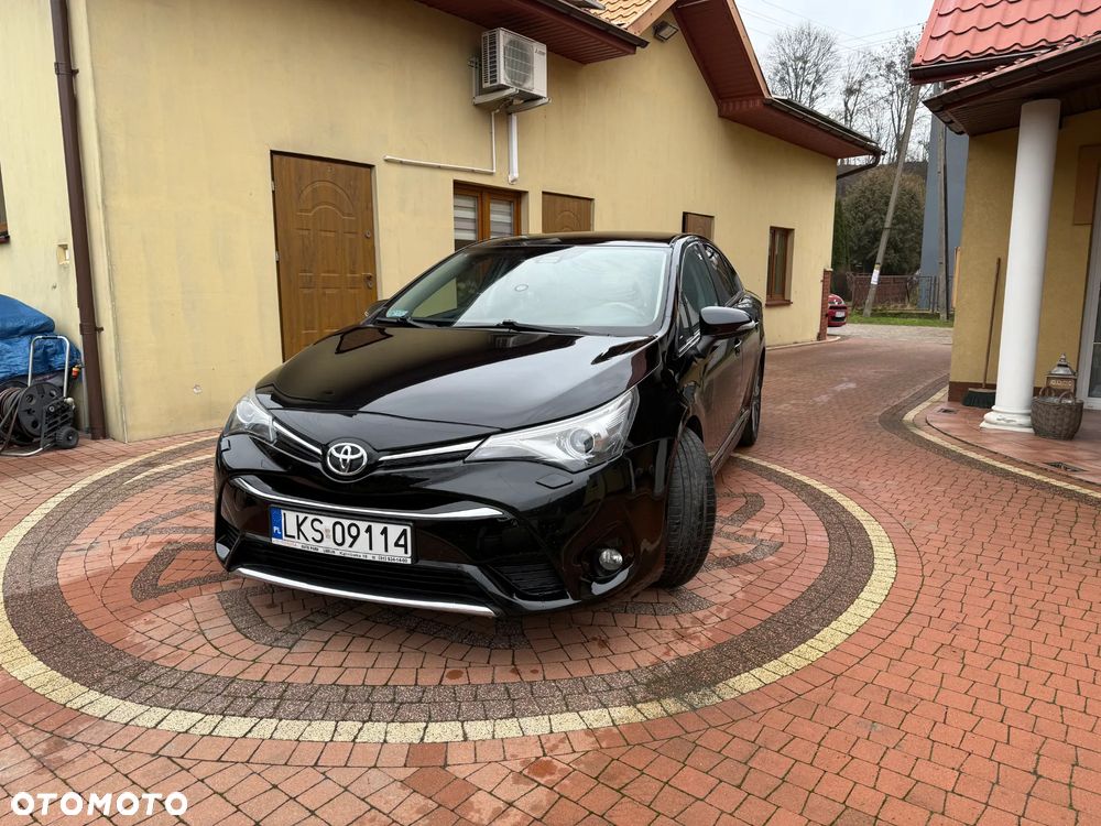 Toyota Avensis 2.0 D-4D Prestige - 2