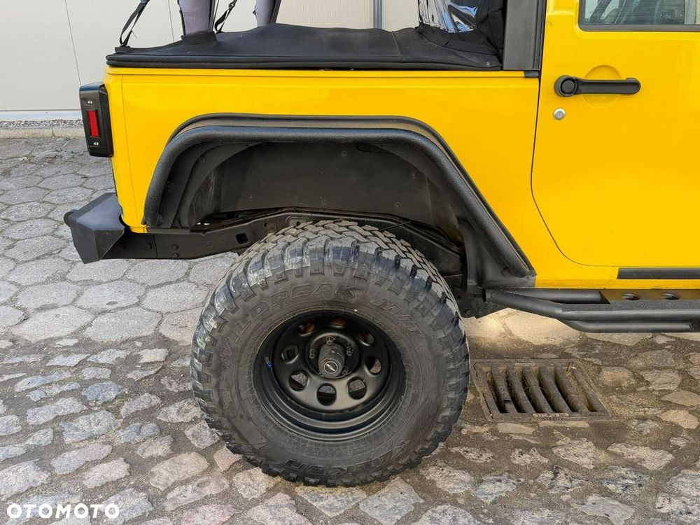Jeep Wrangler - 38
