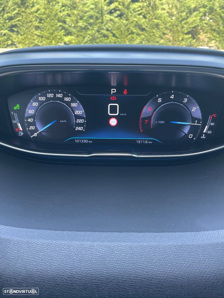 Peugeot 3008 PureTech 130 Stop & Start GPF EAT8 Allure - 41