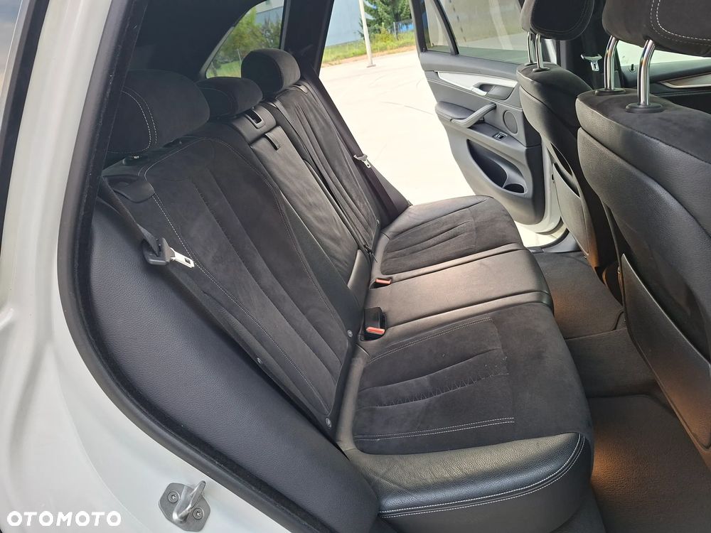 BMW X5 xDrive25d sport - 24