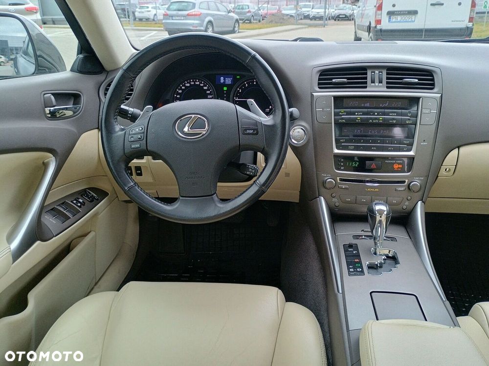 Lexus IS 250 Classic - 13