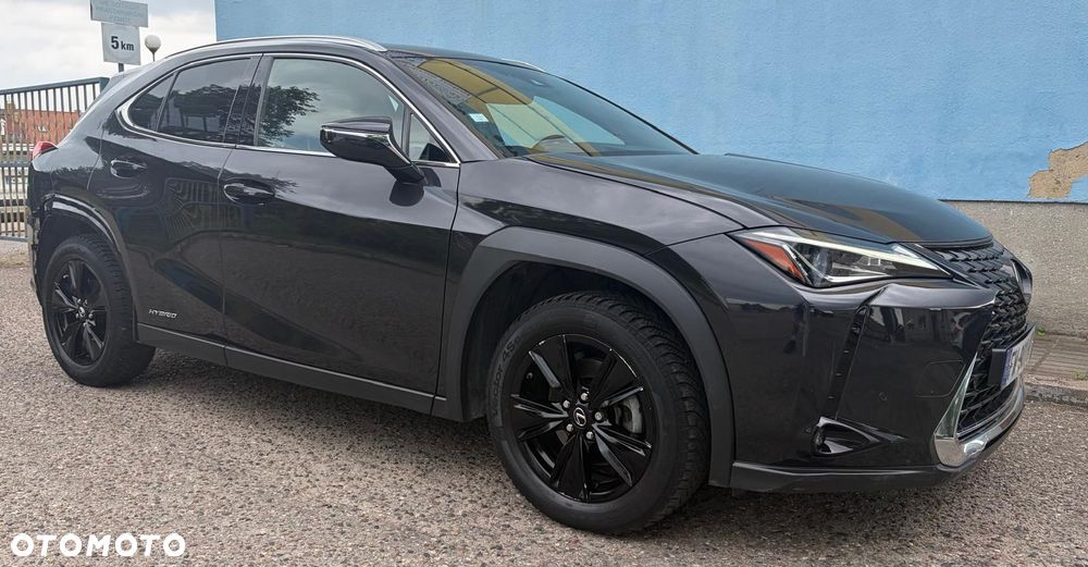 Lexus UX - 13