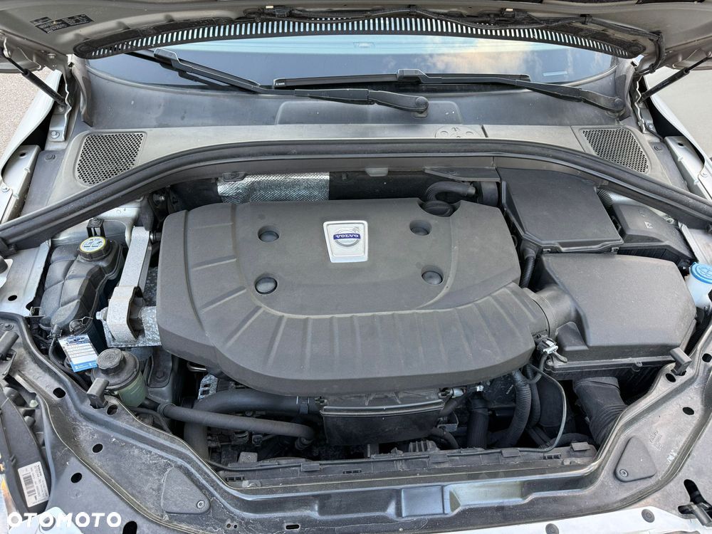 Volvo XC 60 - 8