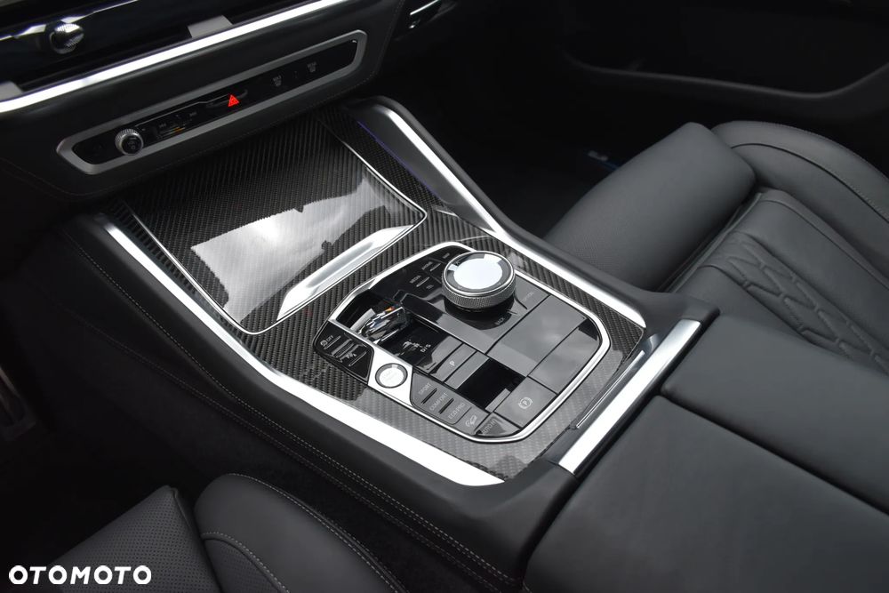 BMW X6 M60i mHEV sport - 24
