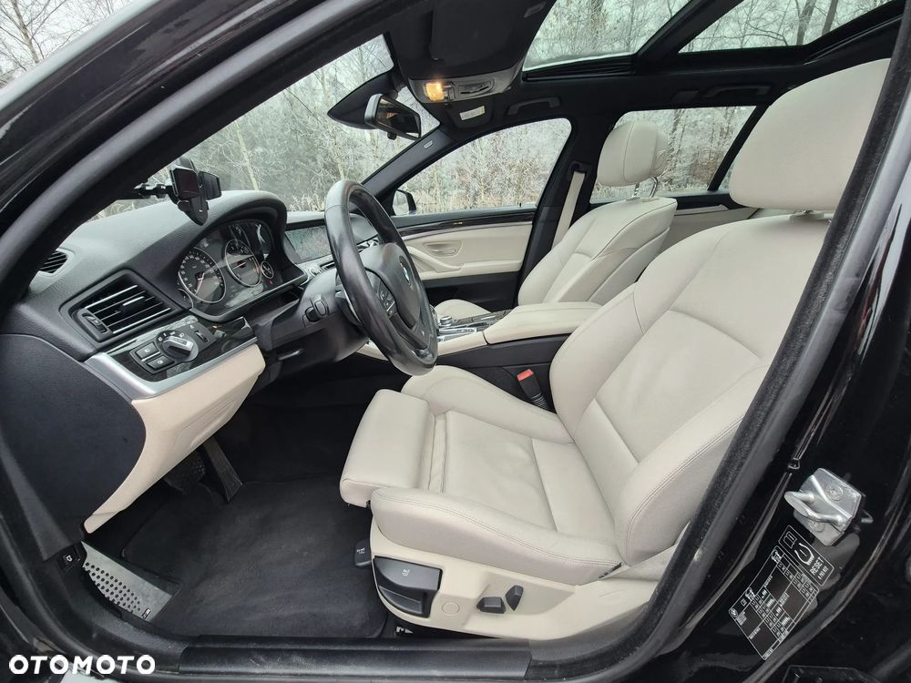 BMW Seria 5 530d Sport-Aut - 12