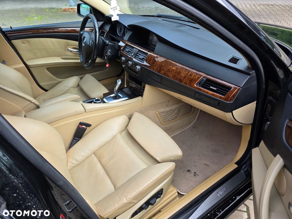 BMW Seria 5 - 22