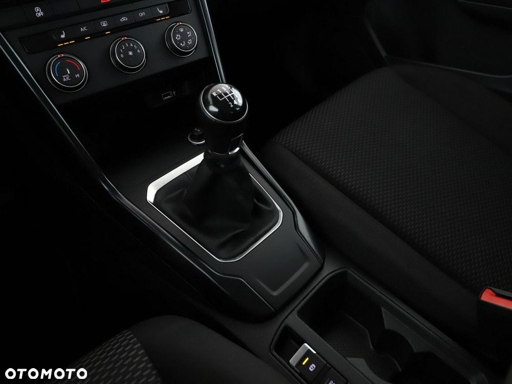 Volkswagen T-Roc 1.0 TSI - 28