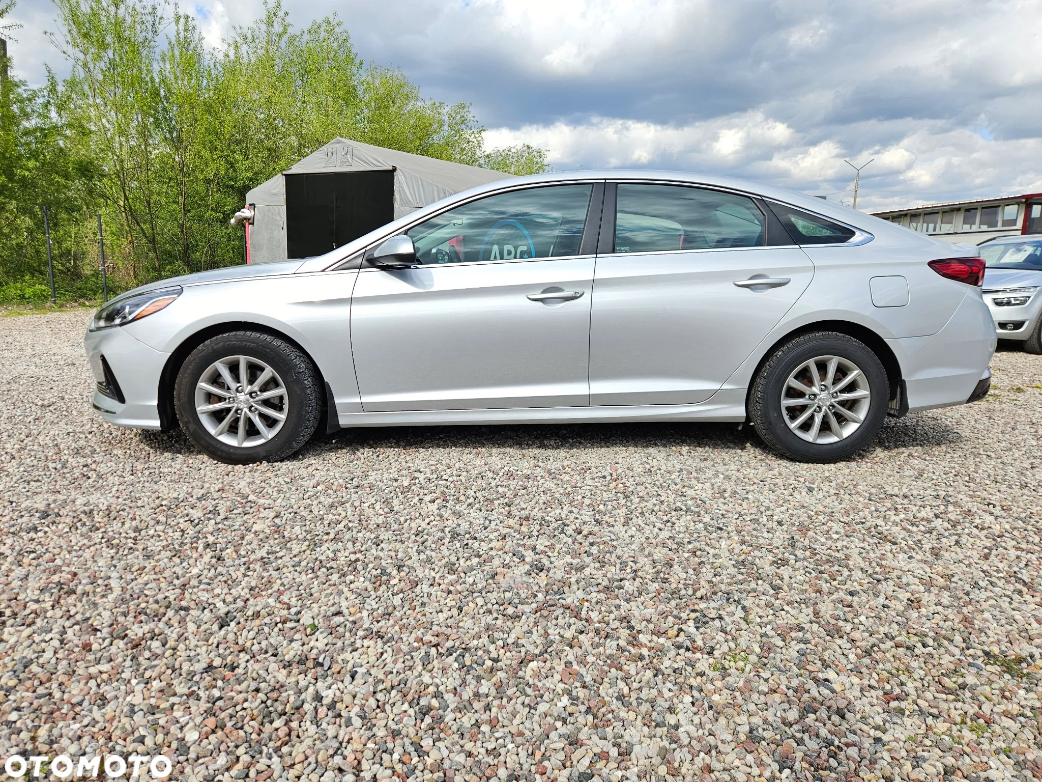 Hyundai Sonata - 5