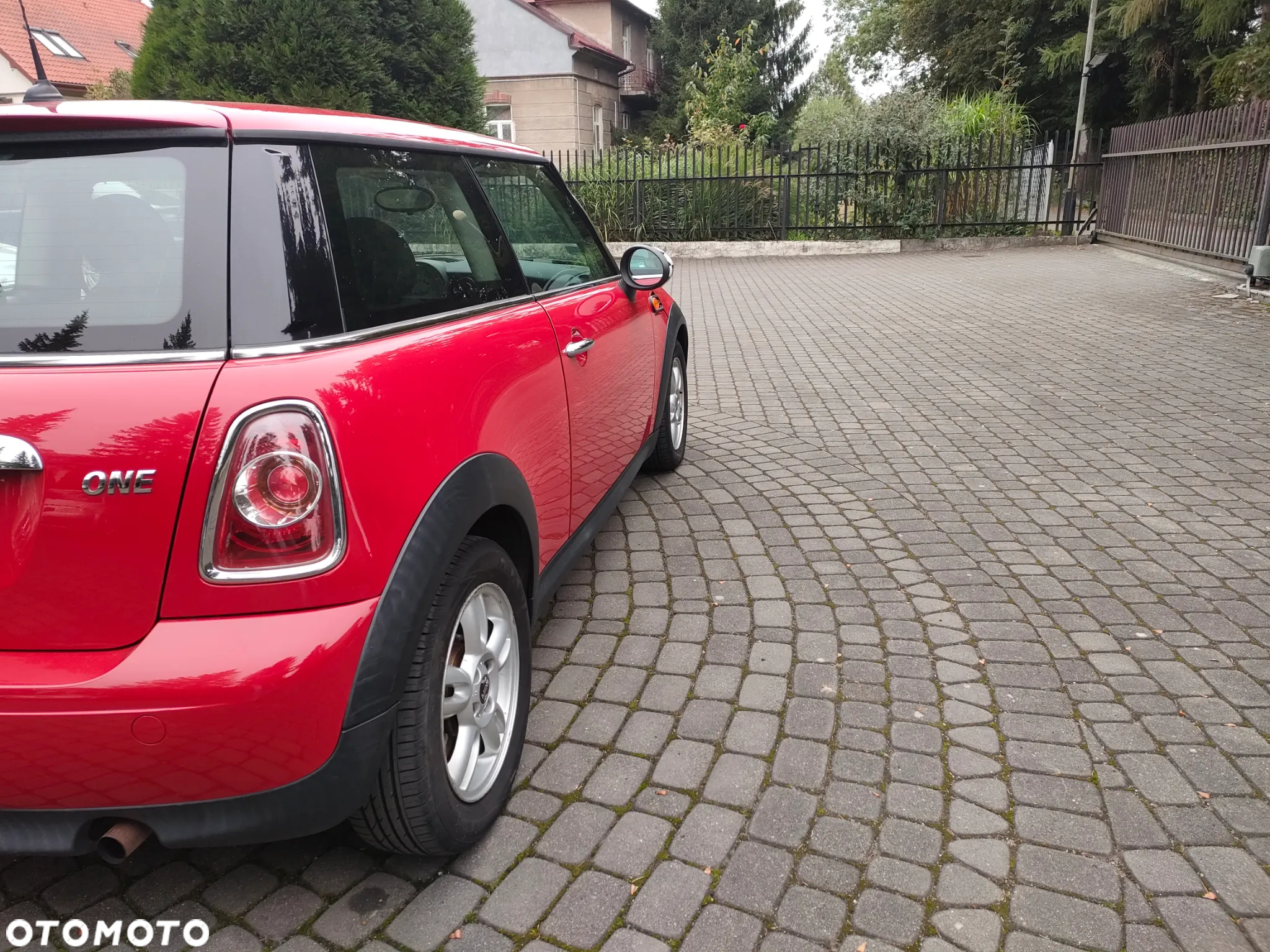 MINI ONE - 5