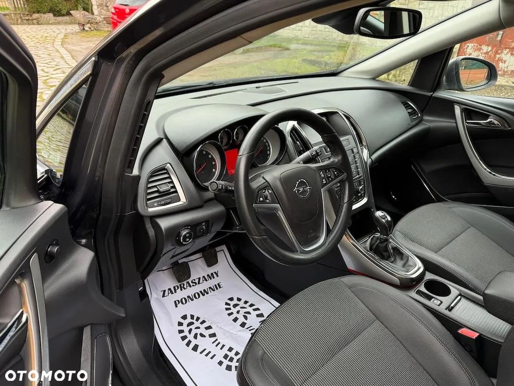 Opel Astra GTC 1.6 Turbo Edition - 8