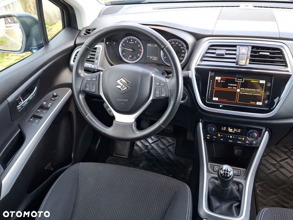 Suzuki SX4 S-Cross 1.0 T Premium - 9