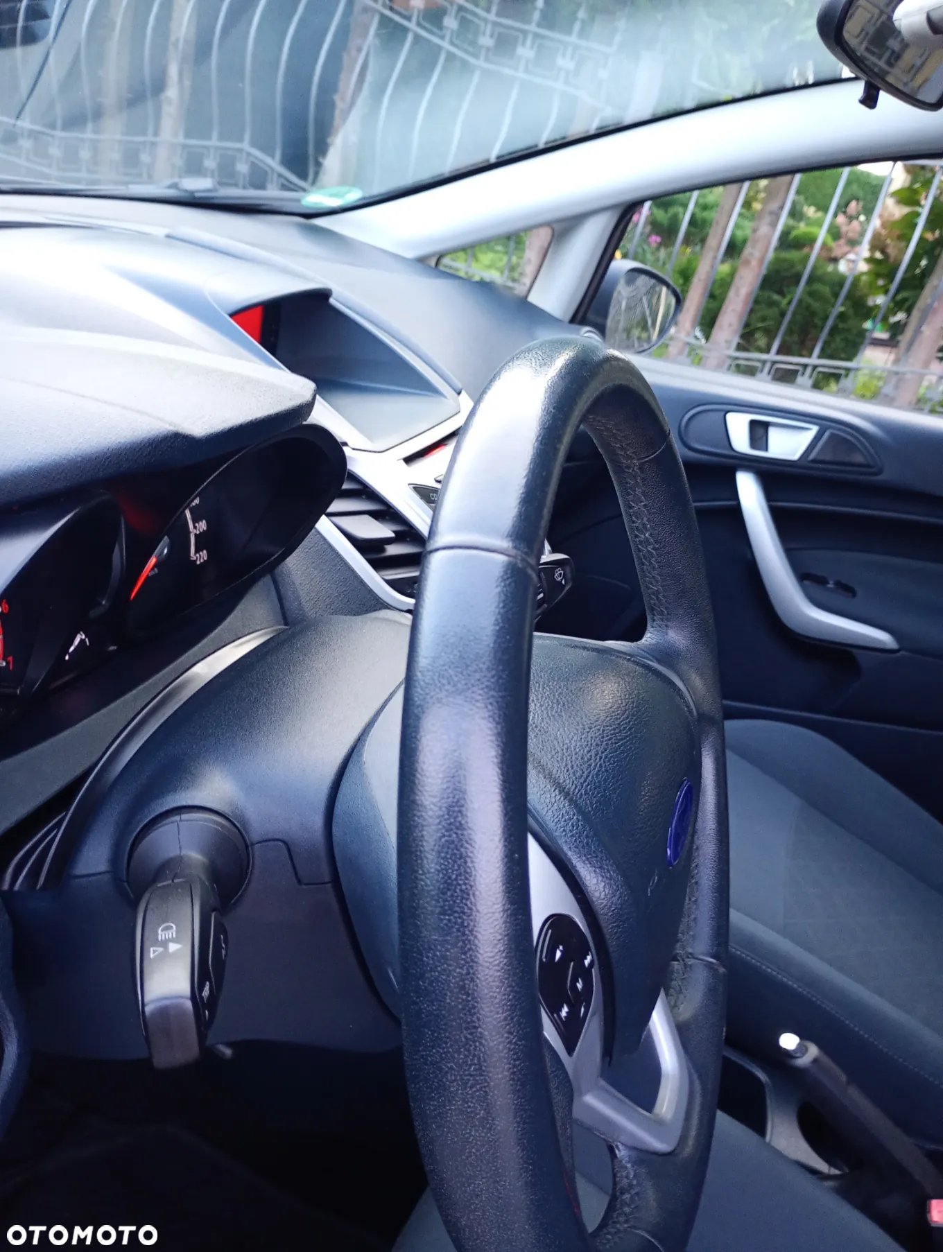 Ford Fiesta 1.25 Ambiente - 28