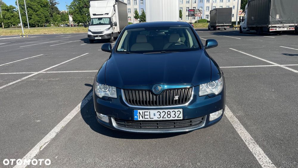 Skoda Superb 2.0 TSI Comfort DSG - 4