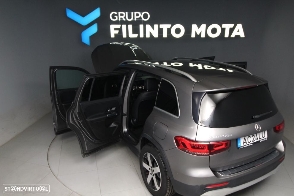 Mercedes-Benz GLB 200 d Progressive - 11