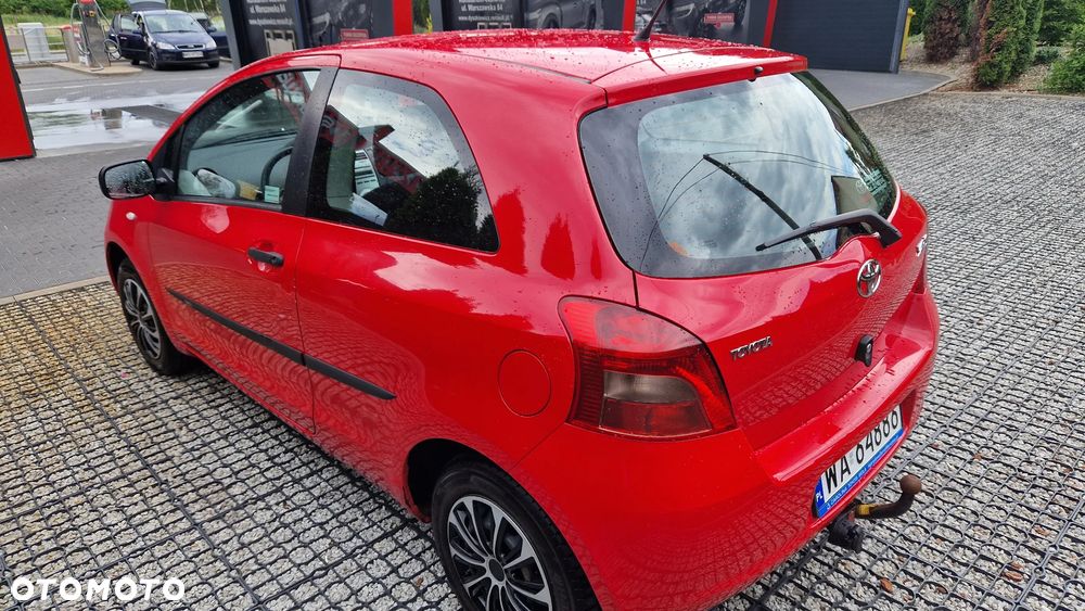 Toyota Yaris 1.0 Terra - 3
