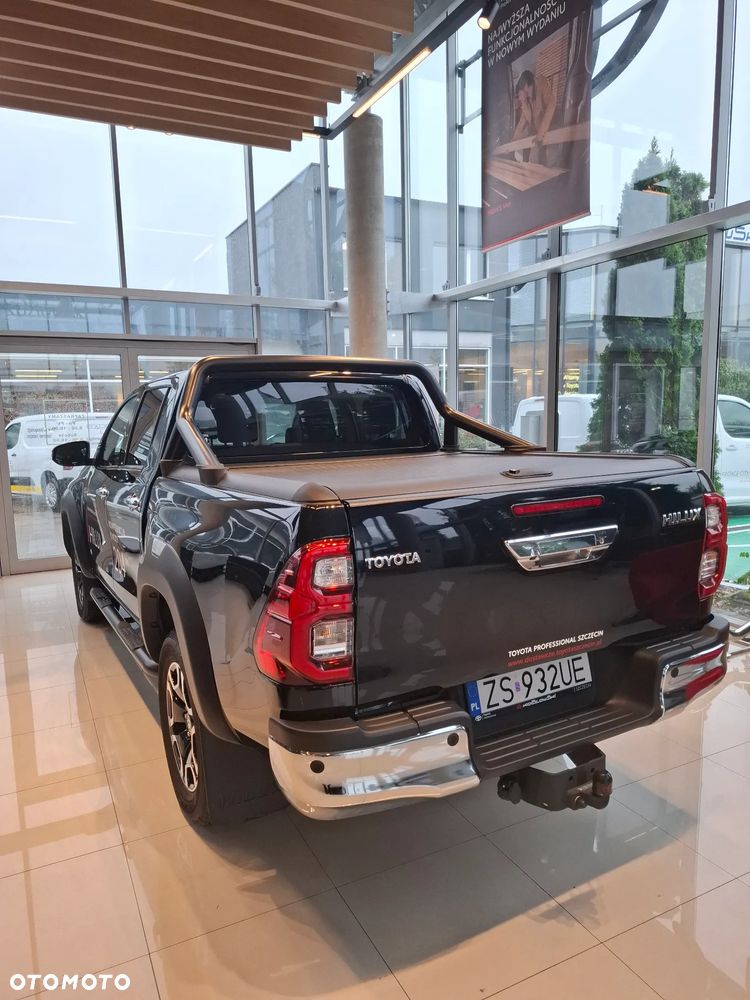Toyota HILUX - 4