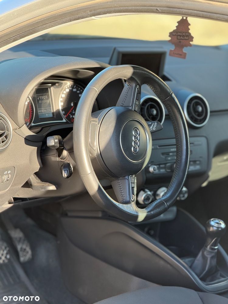 Audi A1 3-drzwiowe 1.2 TFSI admired - 14