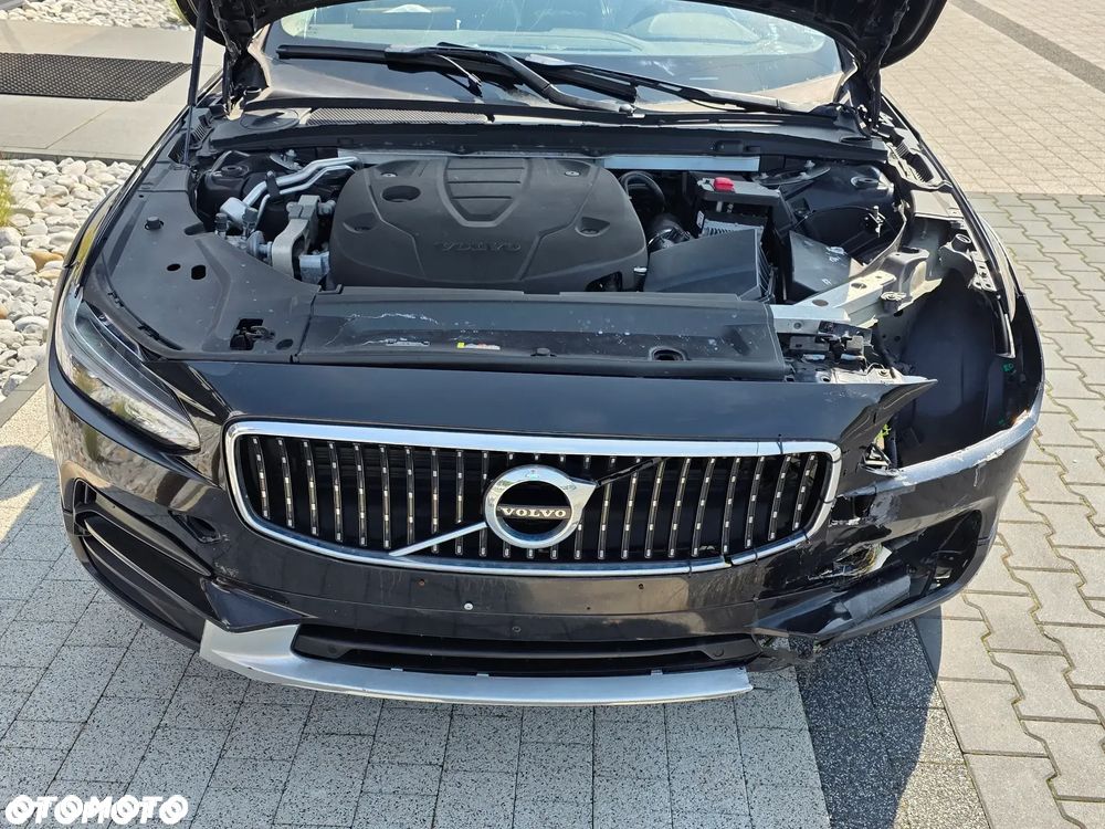 Volvo V90 Cross Country D4 SCR AWD Pro - 22