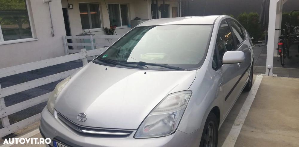 Toyota Prius - 11