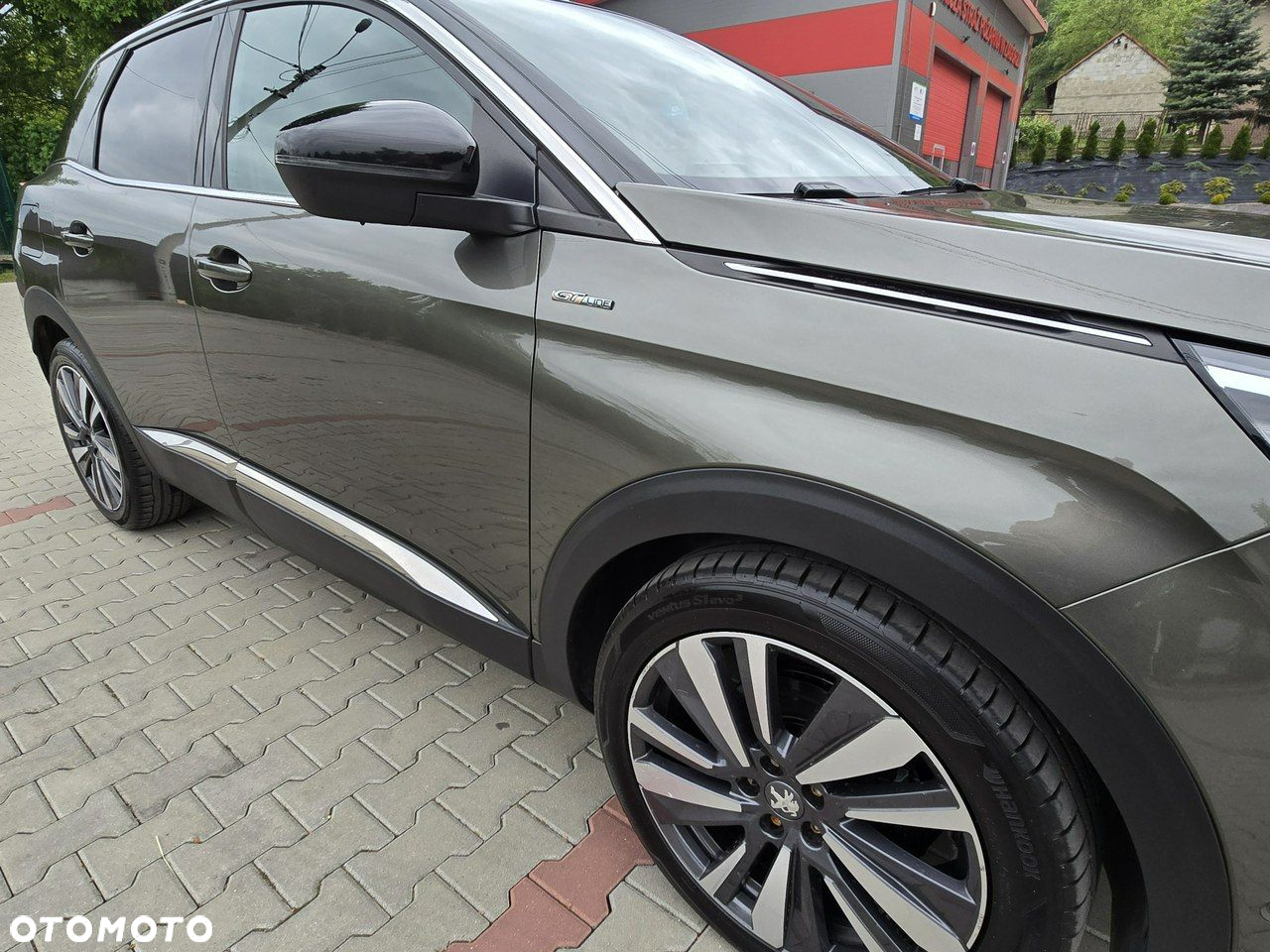 Peugeot 3008 1.5 BlueHDi GT S&S EAT8 - 16