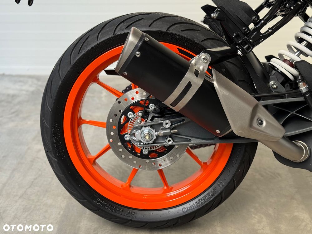 KTM Duke - 16