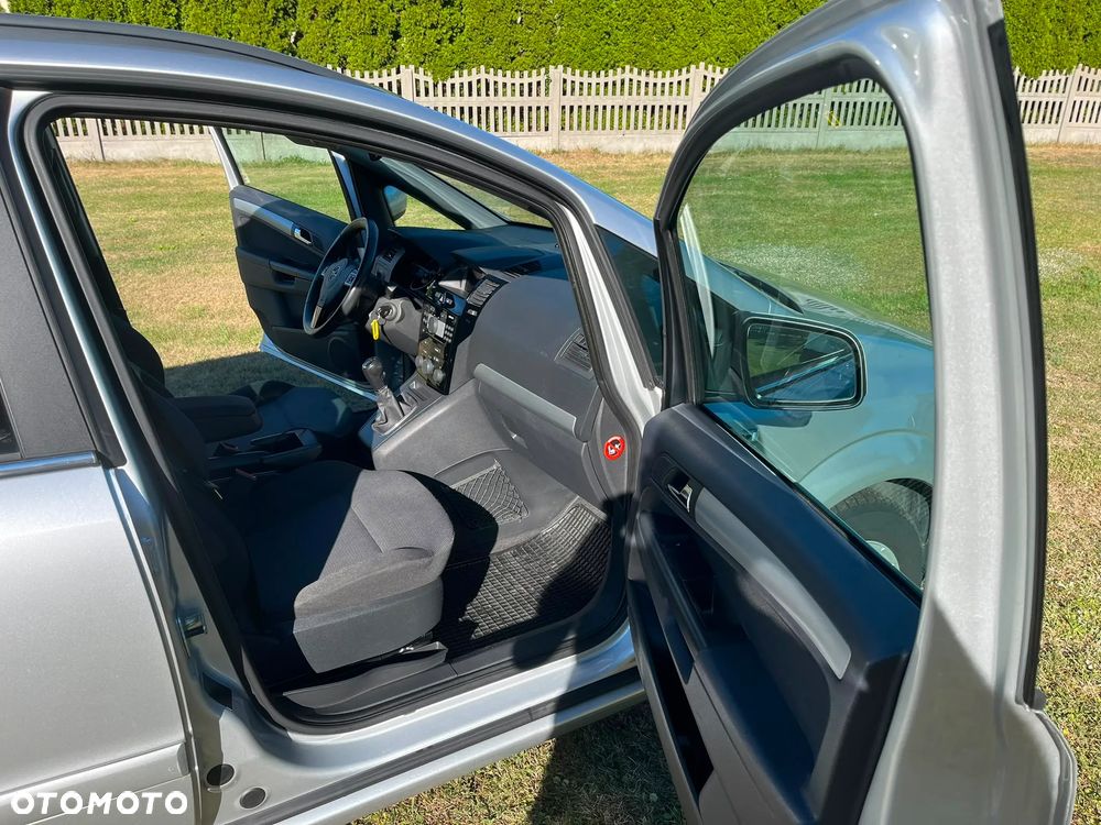 Opel Zafira 1.6 Enjoy EU5 - 7