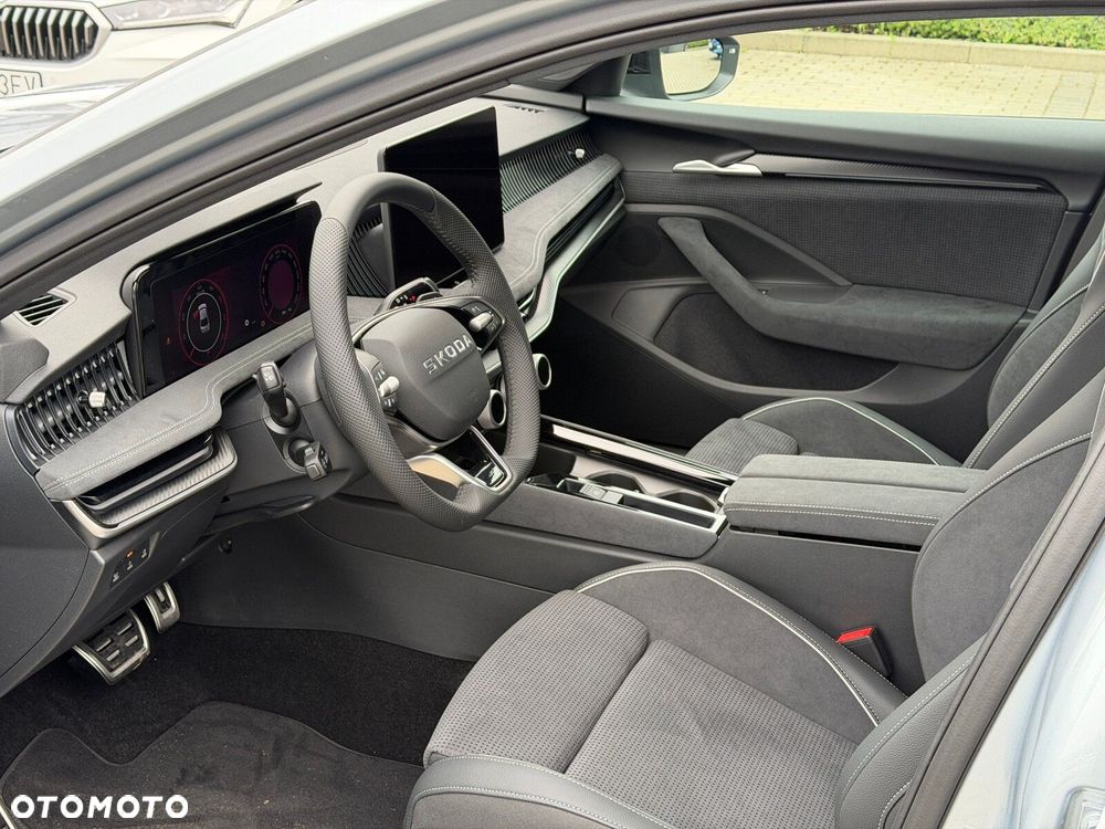 Skoda Superb 2.0 TDI SCR 4x4 Sportline DSG - 11