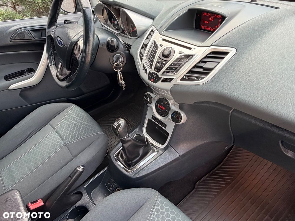 Ford Fiesta 1.25 Titanium - 13