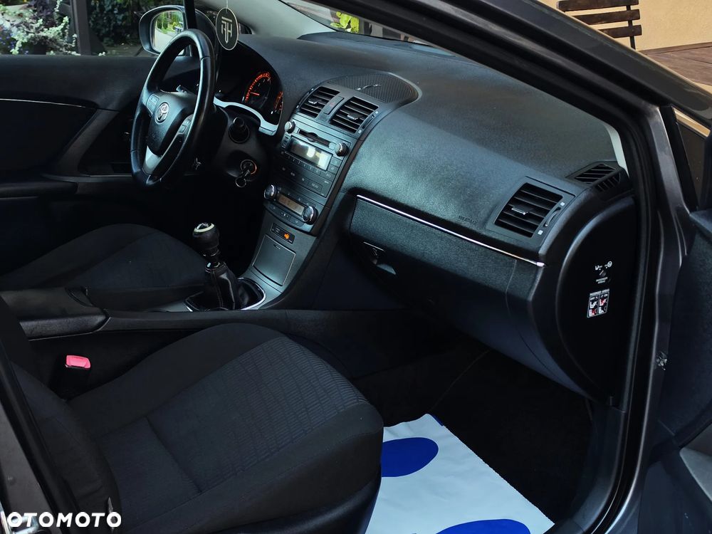 Toyota Avensis 1.8 Edition - 6