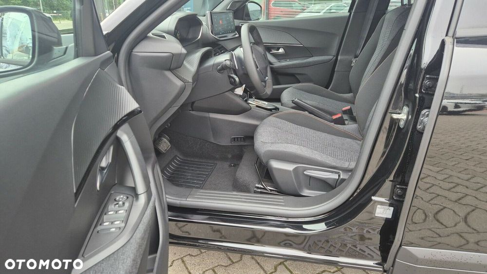 Peugeot 2008 - 9