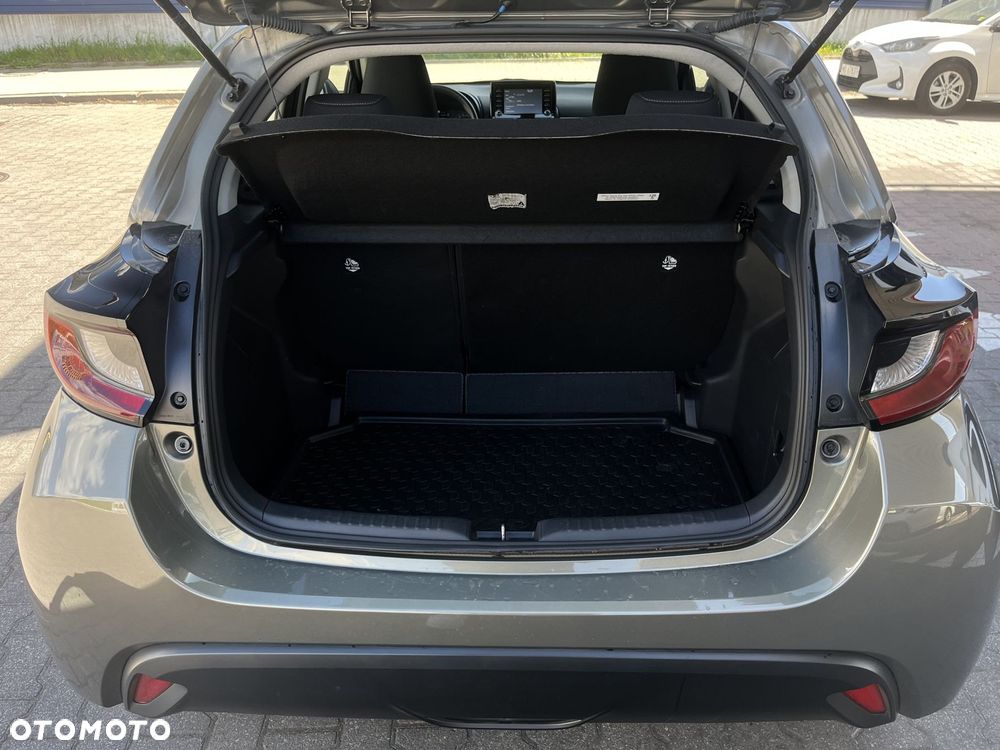 Toyota Yaris - 13