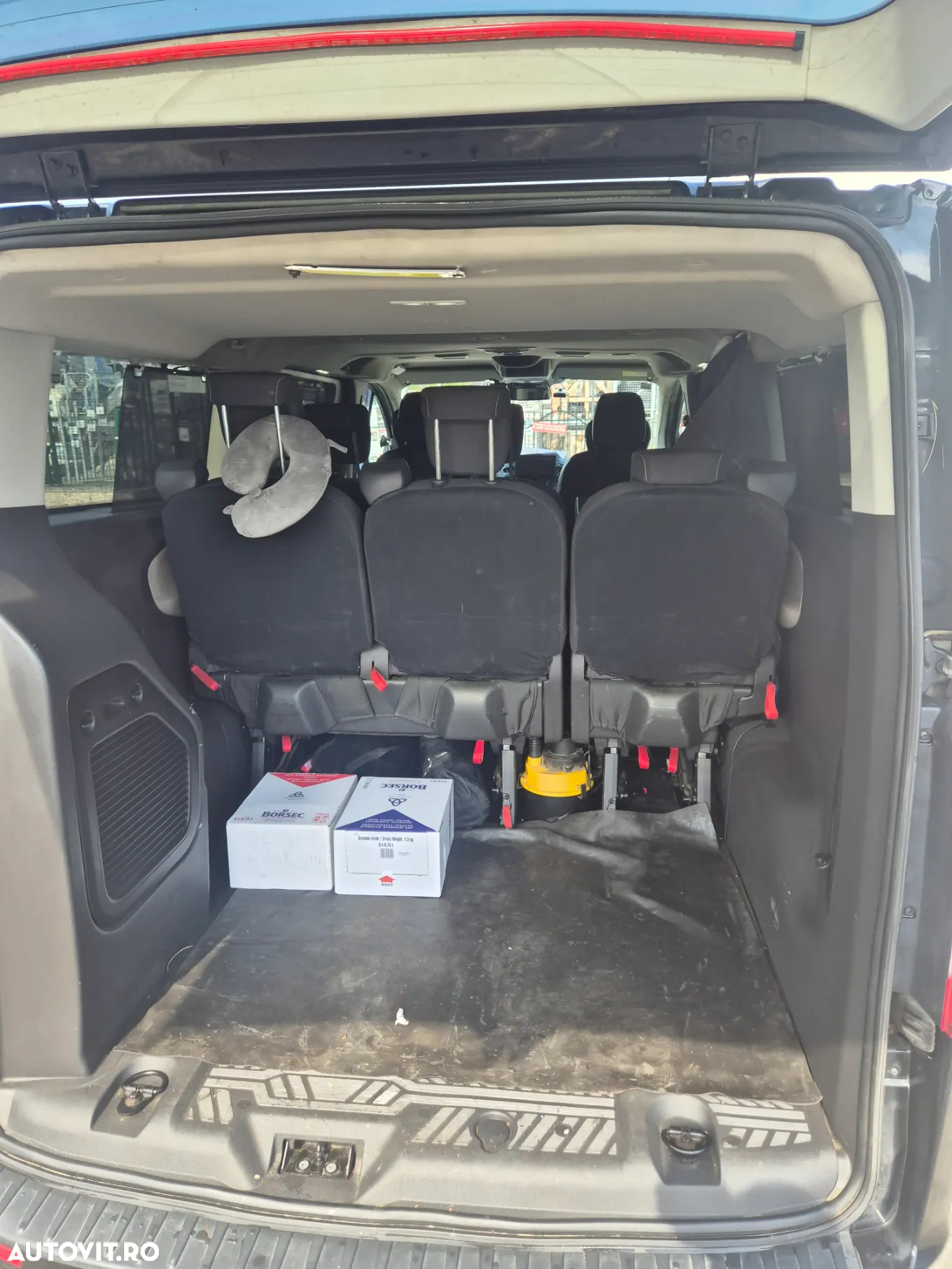 Ford Tourneo Custom - 5