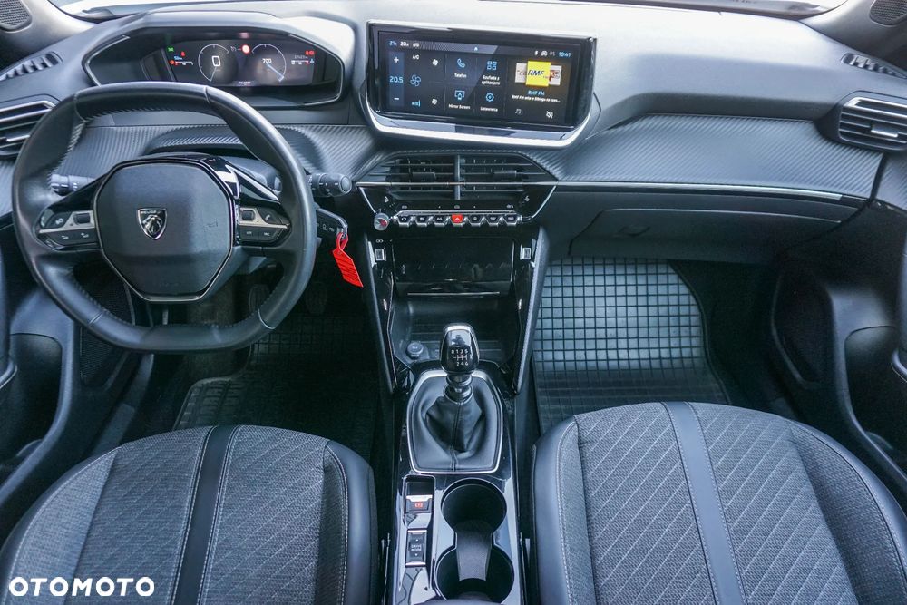 Peugeot 2008 1.2 PureTech Allure S&S - 36
