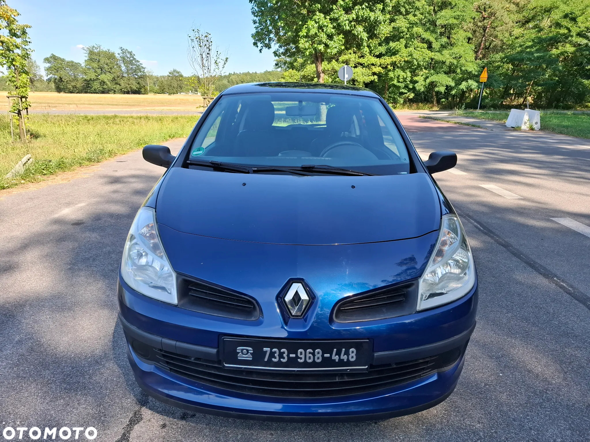 Renault Clio 1.2 16V 75 Collection - 8