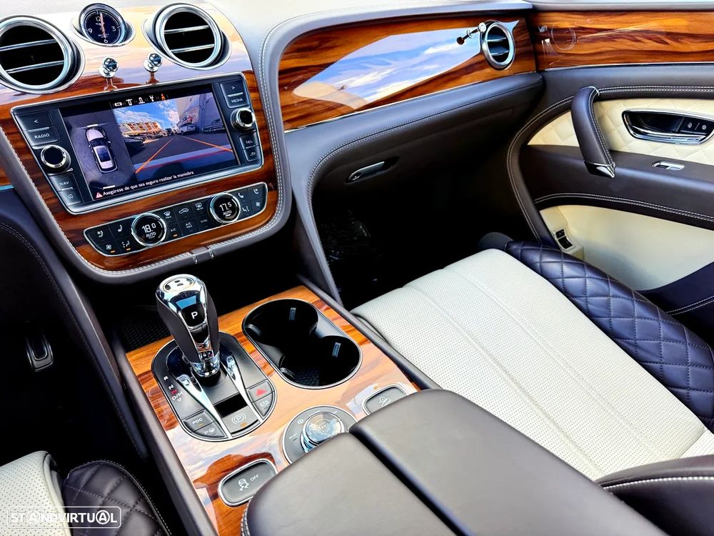 Bentley Bentayga V8 - 18