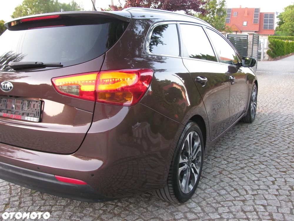 Kia Ceed 1.6 GDI DCT Platinum Edition - 34