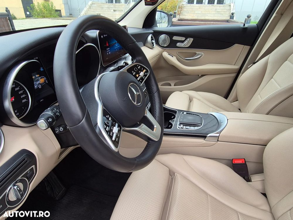 Mercedes-Benz GLC 220 d 4MATIC - 24