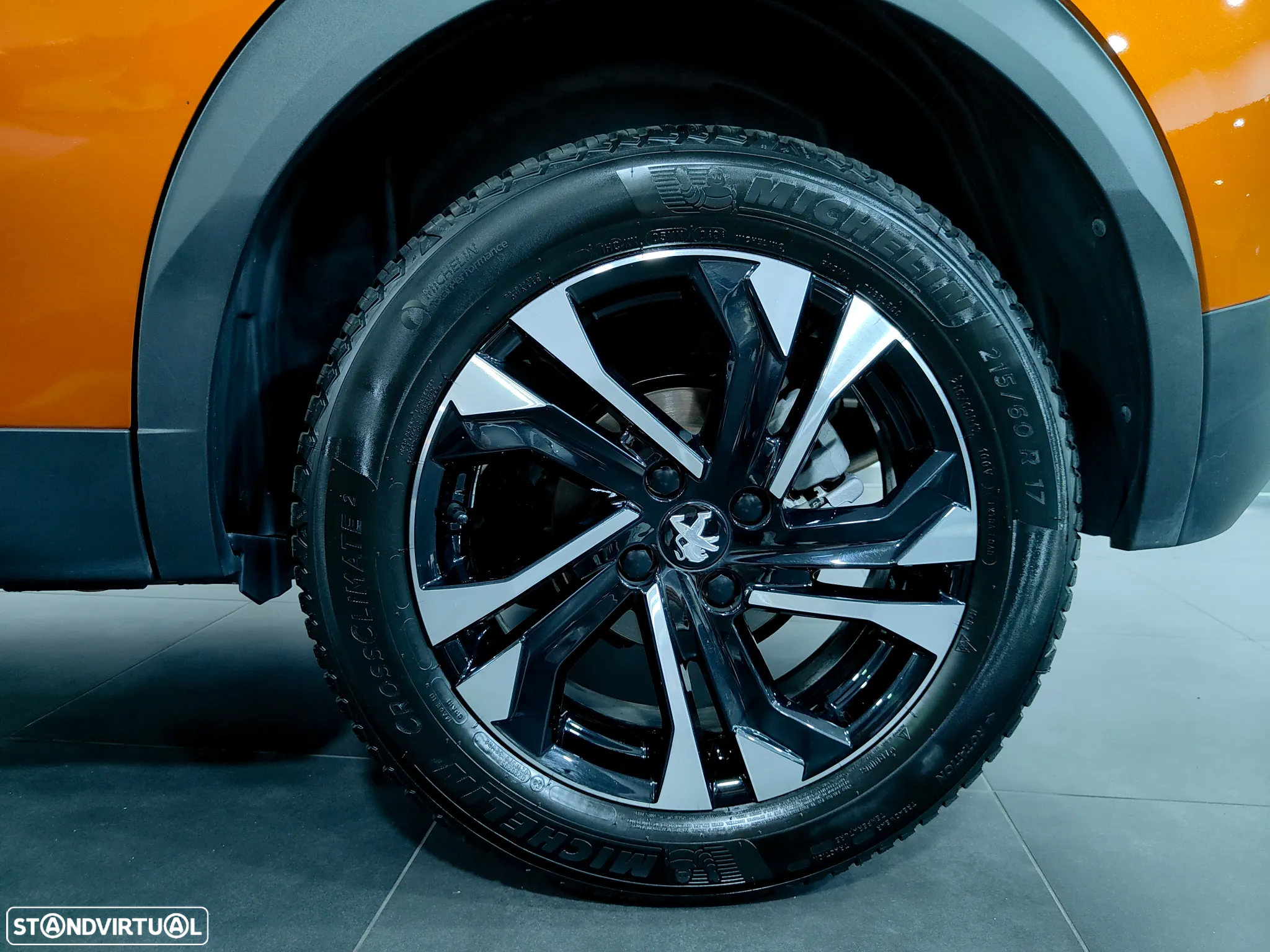 Peugeot 2008 1.2 PureTech GT Line - 28