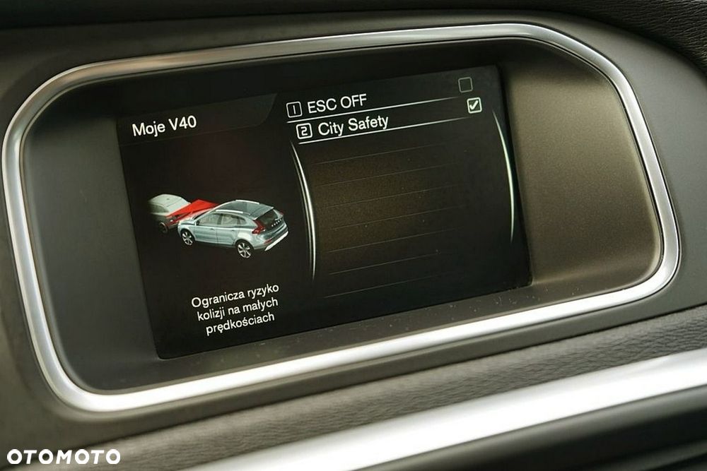 Volvo V40 Cross Country D2 Geartronic Ocean Race - 28