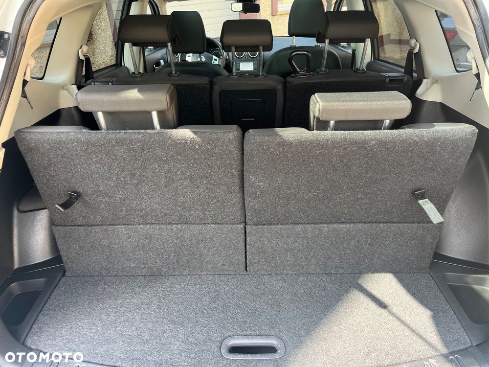 Nissan Qashqai+2 2.0 360 - 7