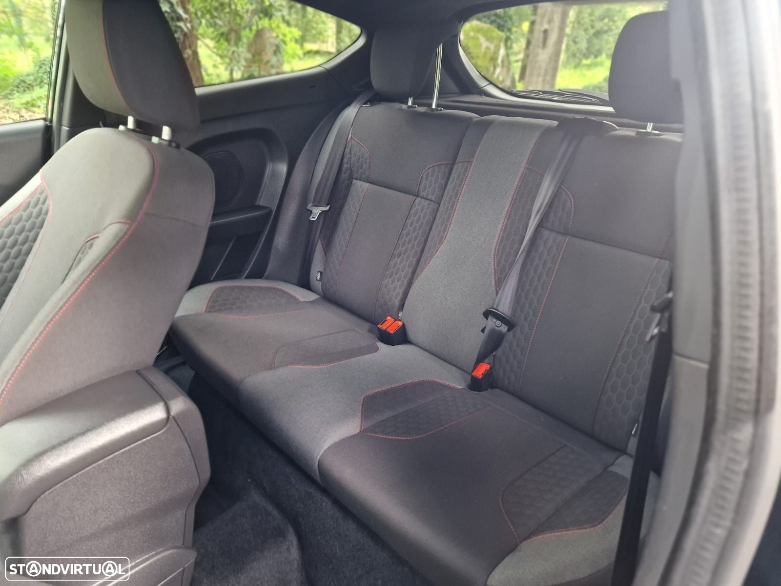 Ford Fiesta 1.0 T EcoBoost STLine - 36