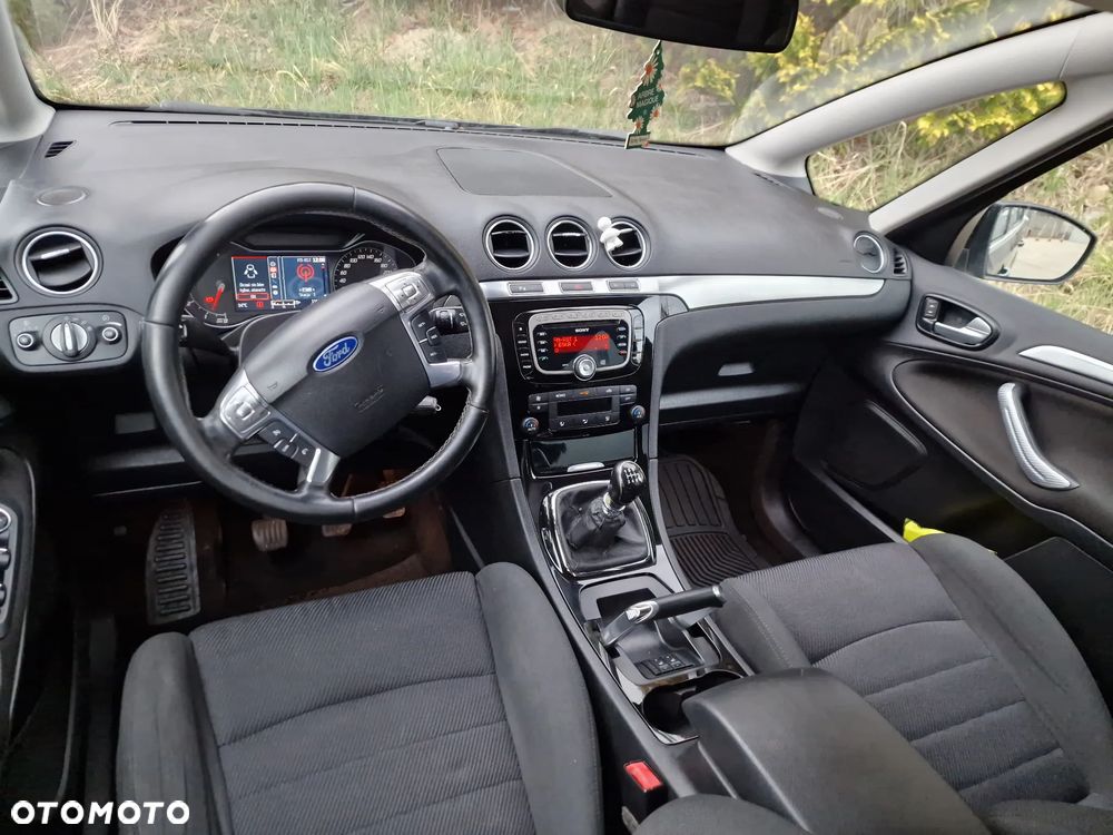 Ford S-Max 2.0 TDCi DPF Titanium - 6