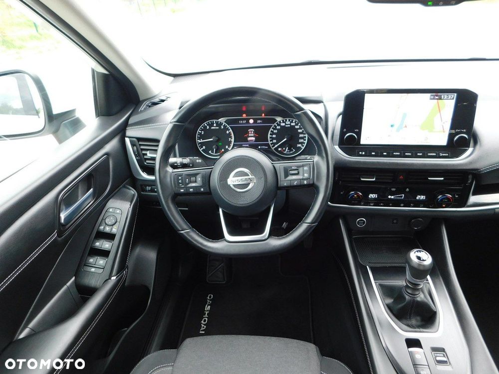 Nissan Qashqai 1.3 DIG-T N-Connecta - 19