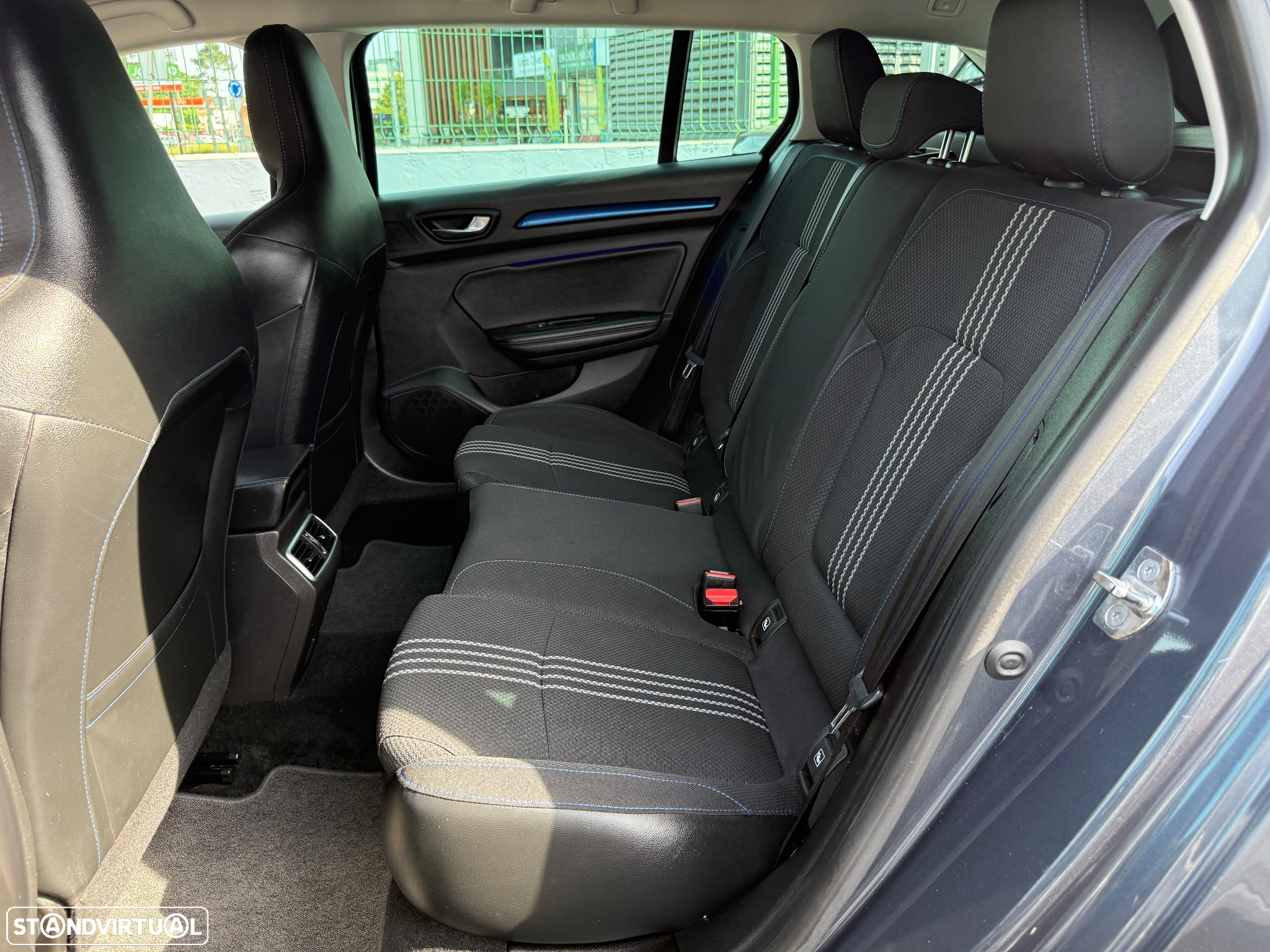 Renault Mégane Sport Tourer 1.5 dCi GT Line EDC - 35