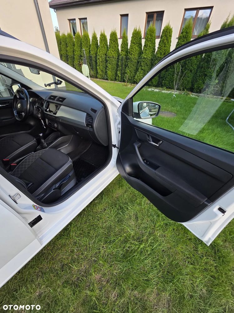 Skoda Fabia 1.0 Ambition - 10