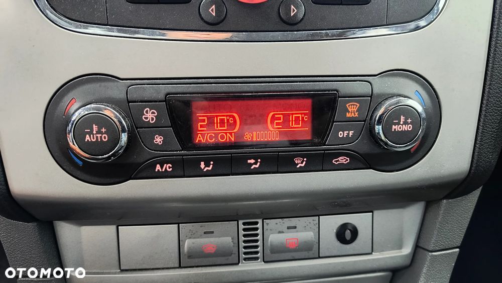 Ford Focus 1.6 Silver X EU5 - 15